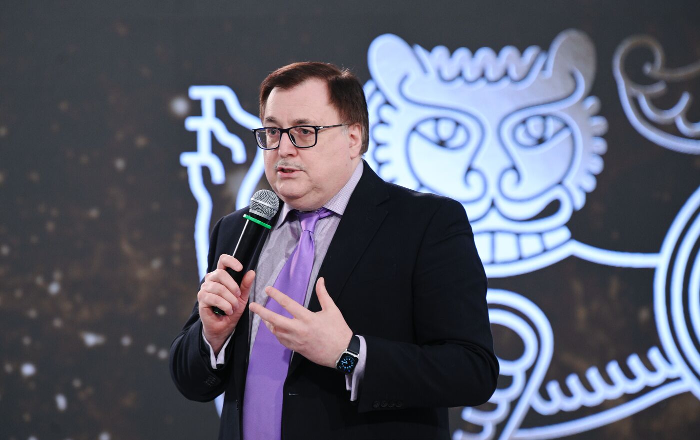 Inventing the Future symposium. The Art of Life: A Series of Interviews with Semyon Mikhailovsky