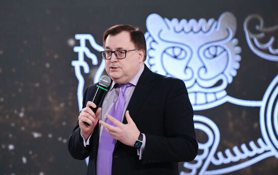 Inventing the Future symposium. The Art of Life: A Series of Interviews with Semyon Mikhailovsky