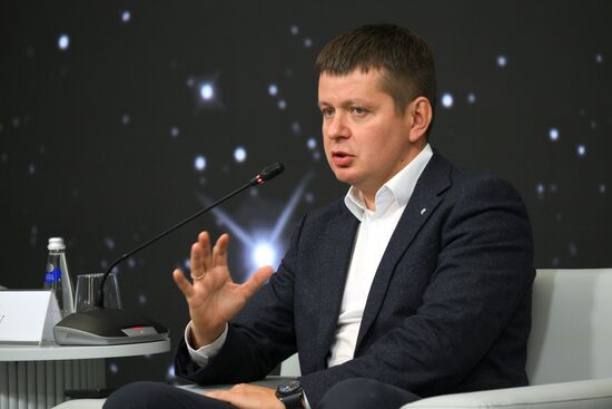 Inventing the Future symposium. Future Sports