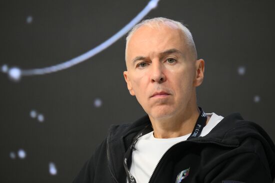 Inventing the Future symposium. Future Sports