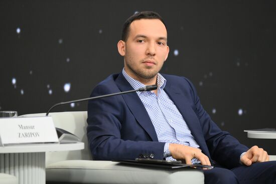 Inventing the Future symposium. Future Sports