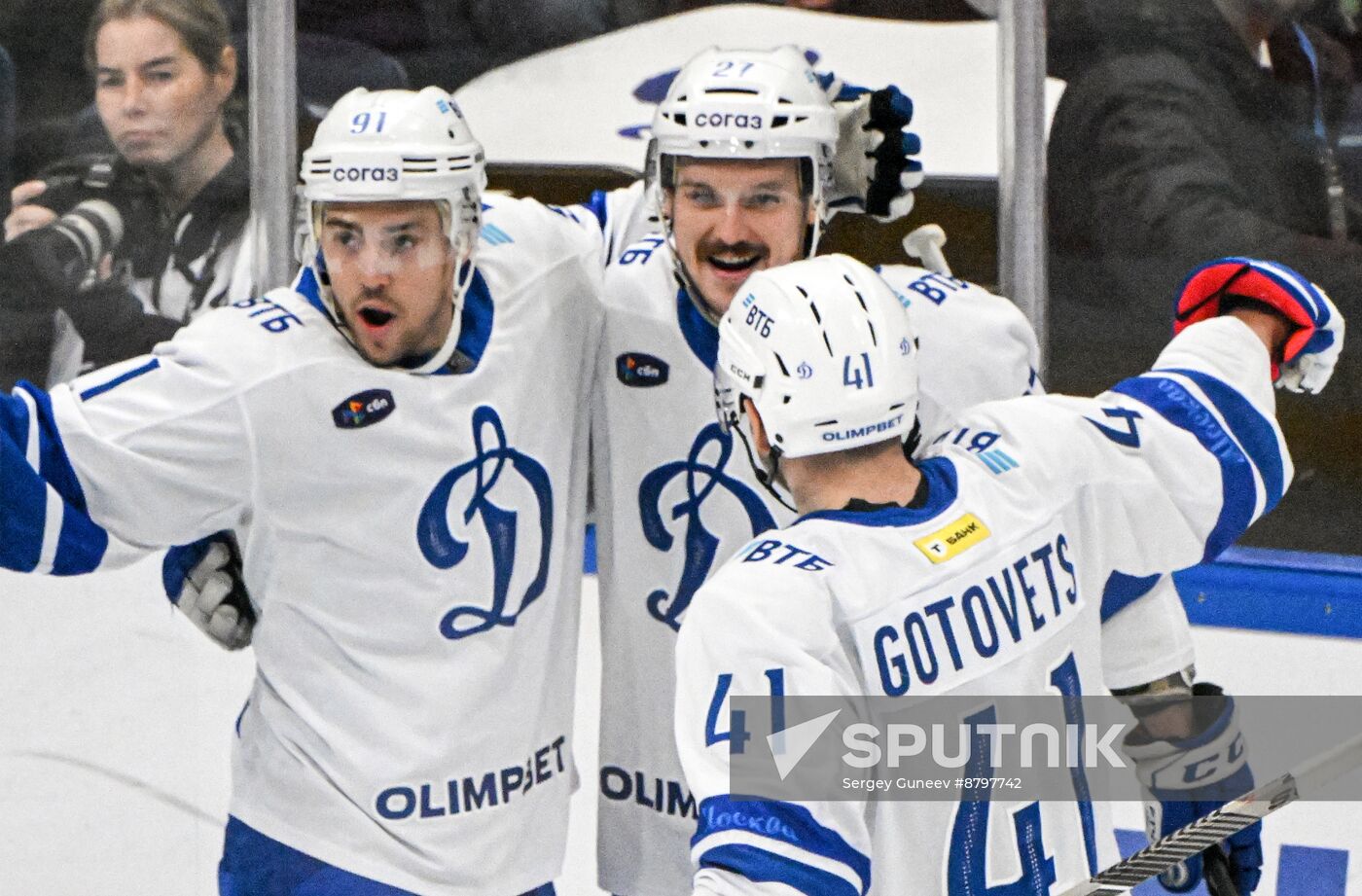 Russia Ice Hockey Kontinental League Dynamo - Torpedo