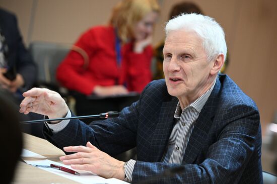 Inventing the Future symposium. Scientist of the Future