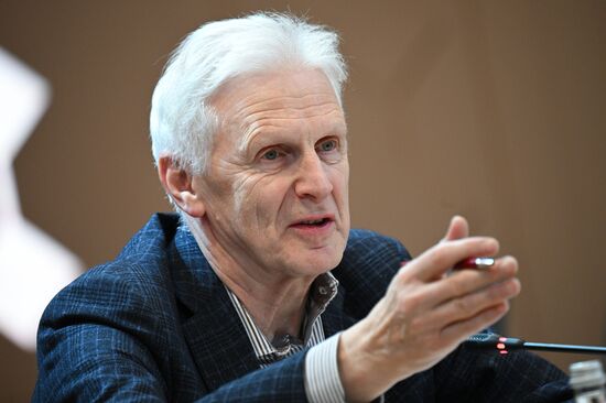 Inventing the Future symposium. Scientist of the Future