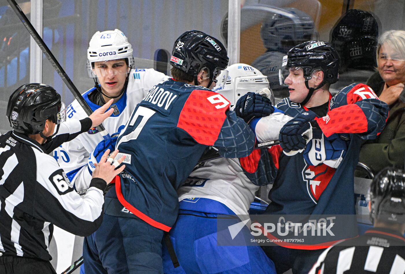 Russia Ice Hockey Kontinental League Dynamo - Torpedo