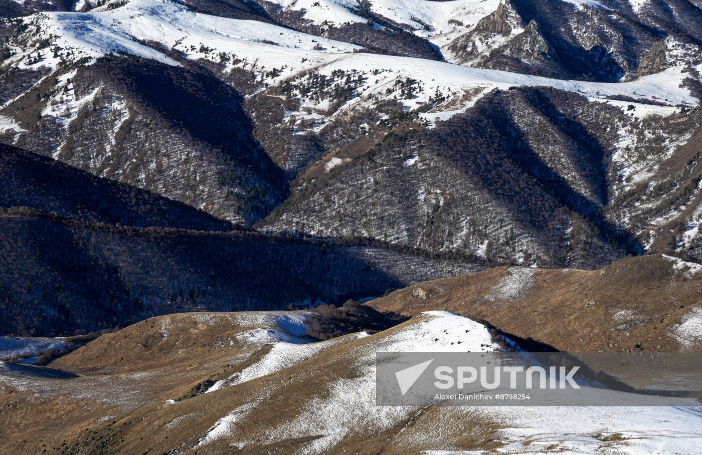 Russia Tourism Karachay-Cherkessia Bermamyt Plateau