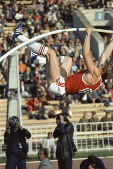 Track and field athlete Sergei Bubka takes part in Druzhba (Friendship)-84 competitions