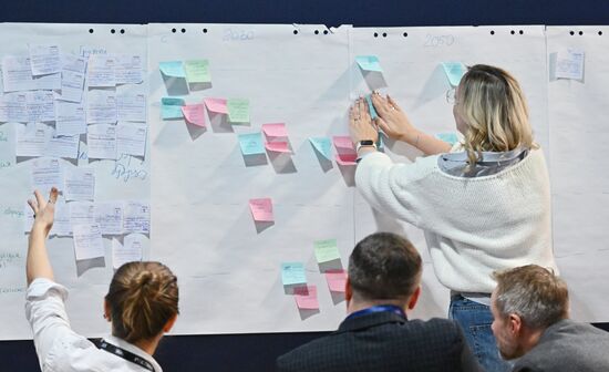 Inventing the Future symposium. Foresight of Worlds and Times