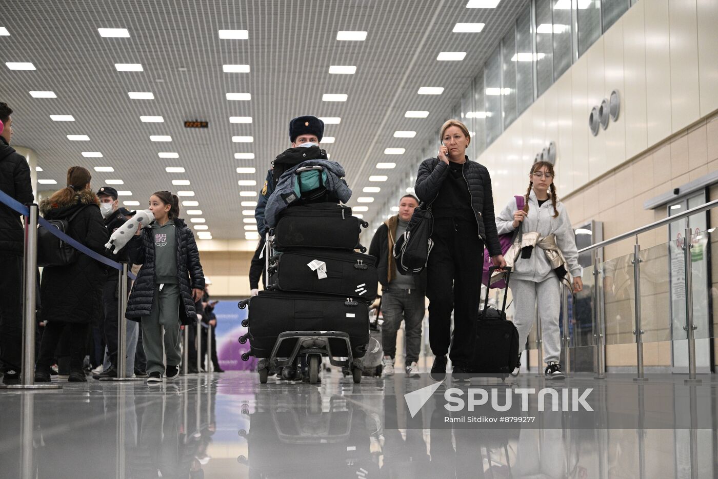 Russia Lebanon Evacuees