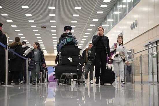 Russia Lebanon Evacuees