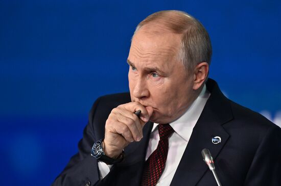 Russia Putin Valdai Discussion Club