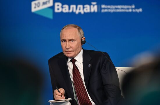 Russia Putin Valdai Discussion Club