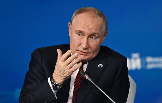 Russia Putin Valdai Discussion Club