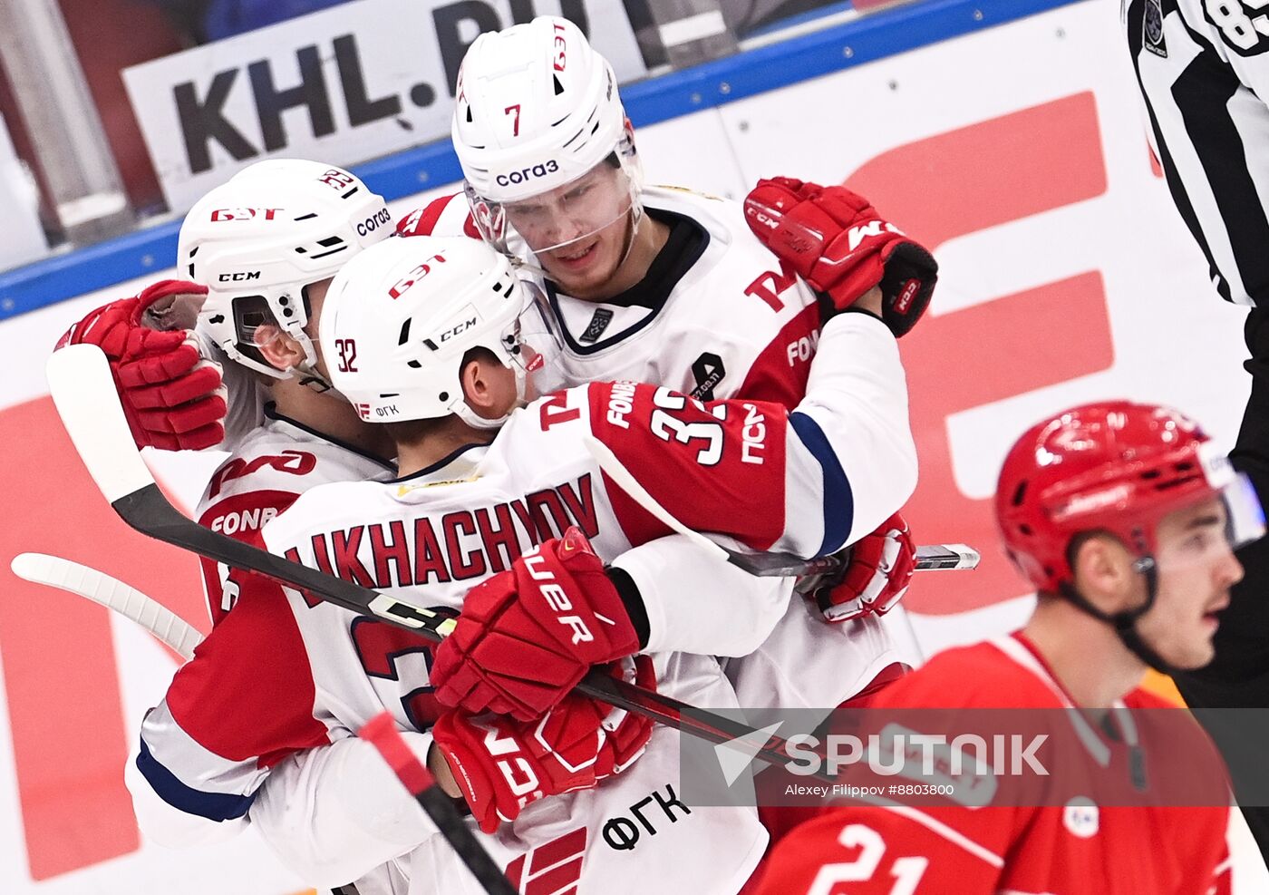 Russia Ice Hockey Kontinental League Spartak - Lokomotiv