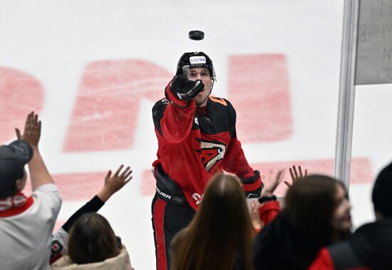 Russia Ice Hockey Kontinental League Avangard - Dynamo