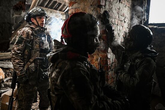 Russia Ukraine Kursk Attack Akhmat Special Forces