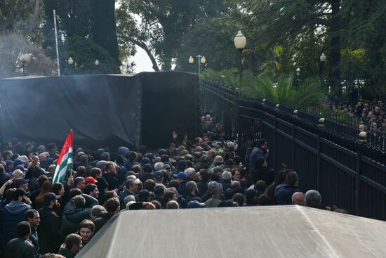 Abkhazia Russia Investment Deal Protests