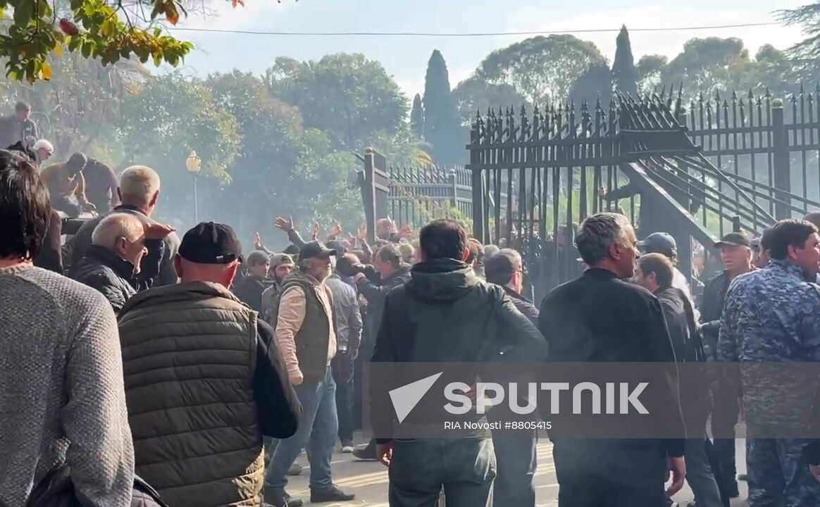 Abkhazia Russia Investment Deal Protests