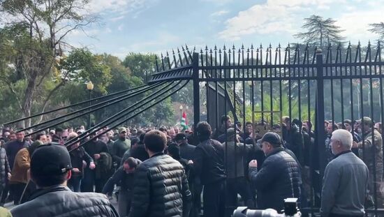 Abkhazia Russia Investment Deal Protests