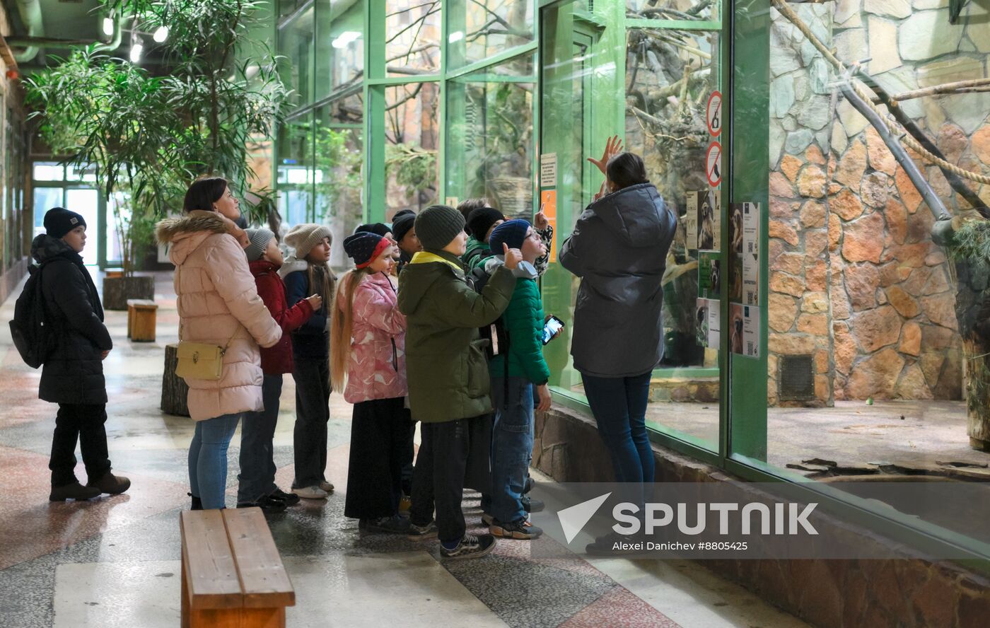 Russia Zoo Black Capuchin Baby