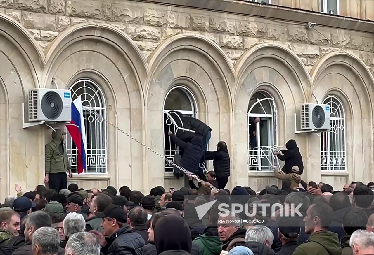 Abkhazia Russia Investment Deal Protests