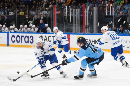 Russia Ice Hockey Kontinental League Sibir - Dynamo