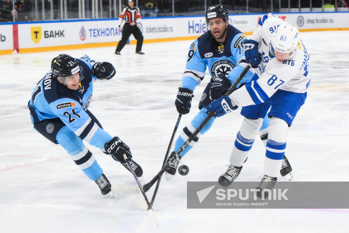 Russia Ice Hockey Kontinental League Sibir - Dynamo