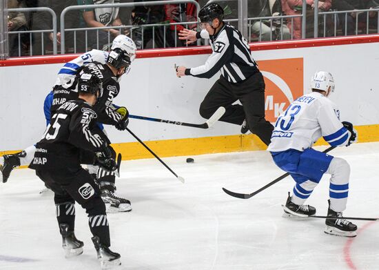 Russia Ice Hockey Kontinental League Traktor - Dynamo