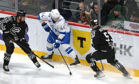 Russia Ice Hockey Kontinental League Traktor - Dynamo