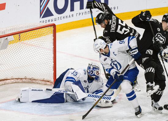 Russia Ice Hockey Kontinental League Traktor - Dynamo