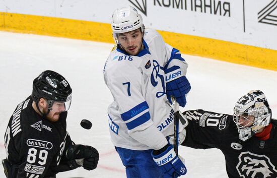 Russia Ice Hockey Kontinental League Traktor - Dynamo