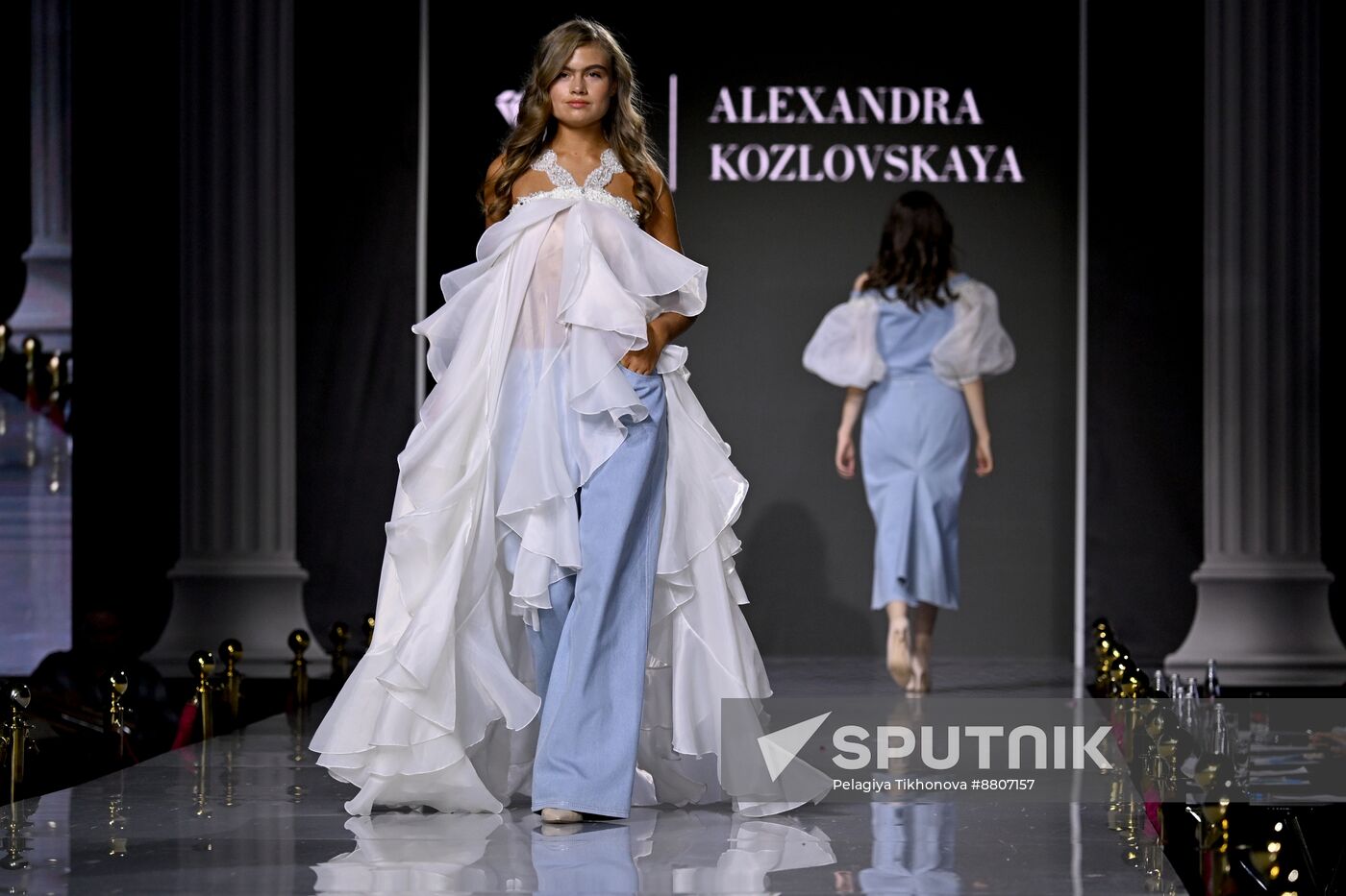 Russia Estet Fashion Week