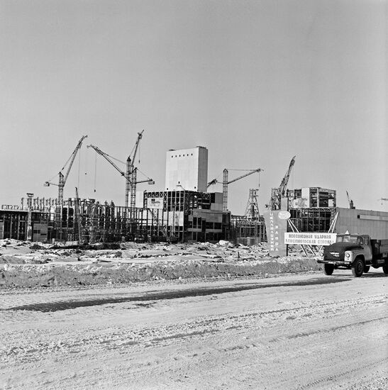 Construction of a pulp plant in Ust-Ilimsk