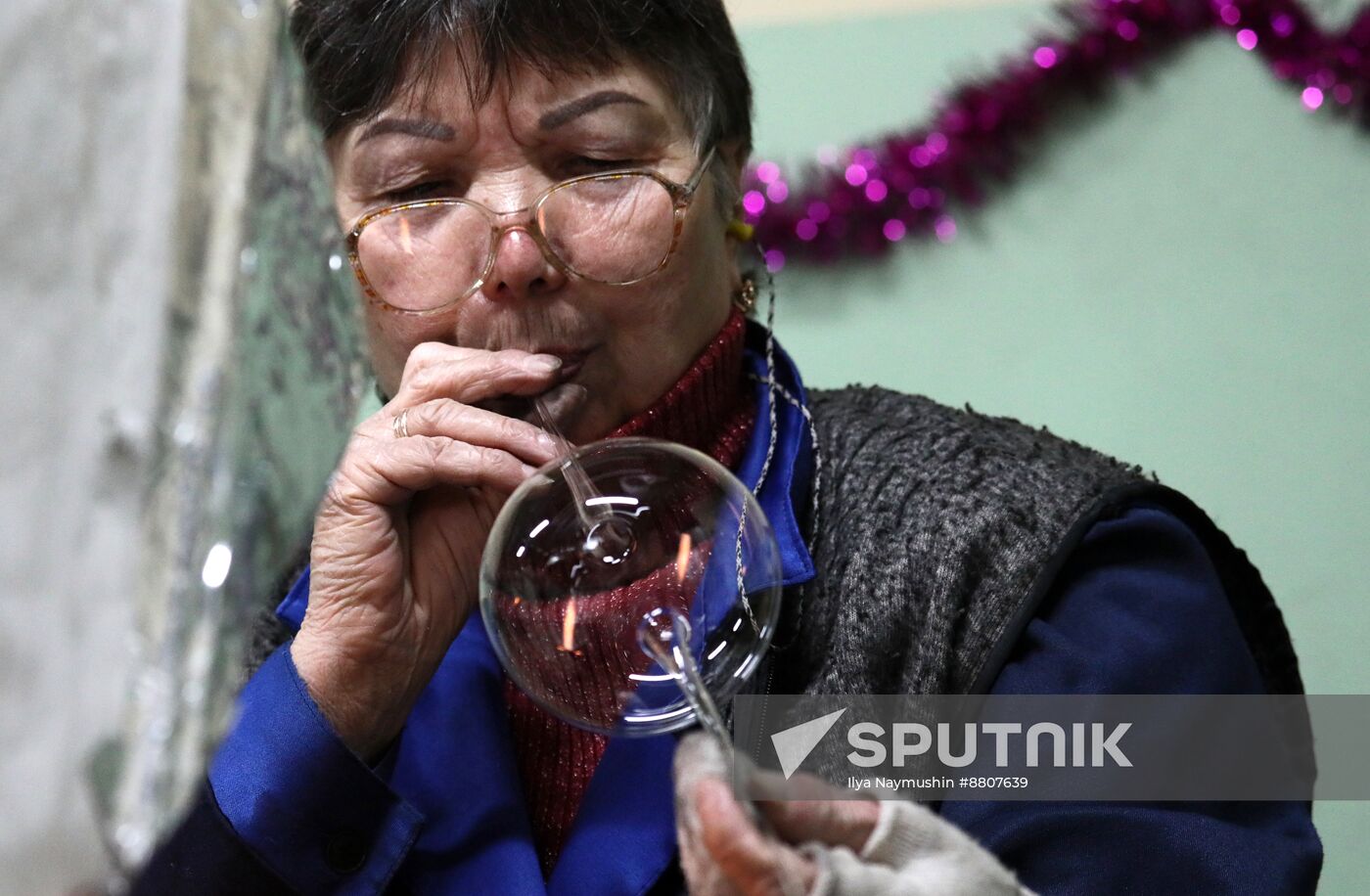 Russia New Year Season Preparations
