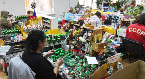 Russia New Year Season Preparations