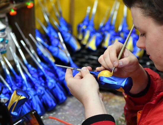 Russia New Year Season Preparations