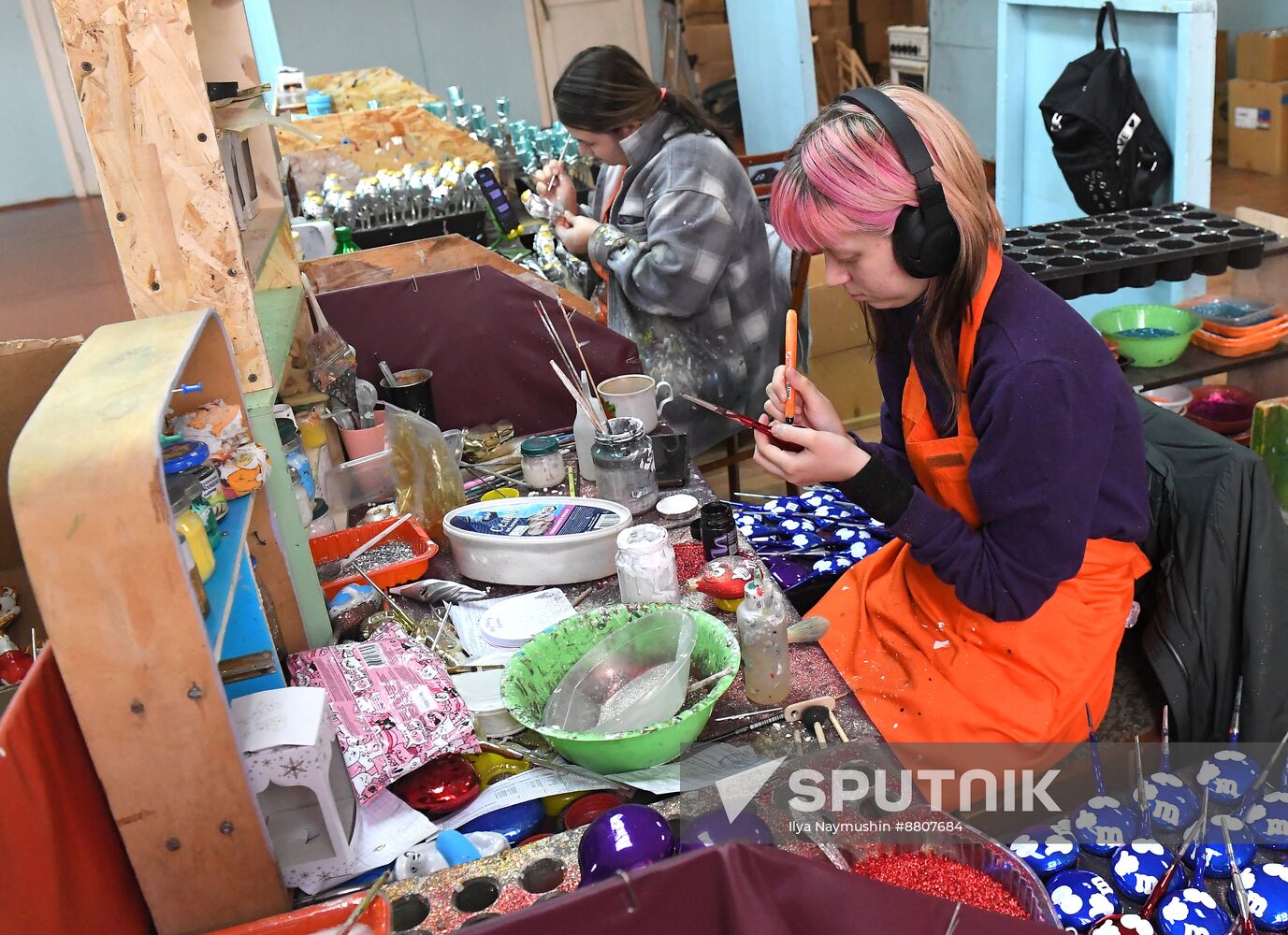 Russia New Year Season Preparations