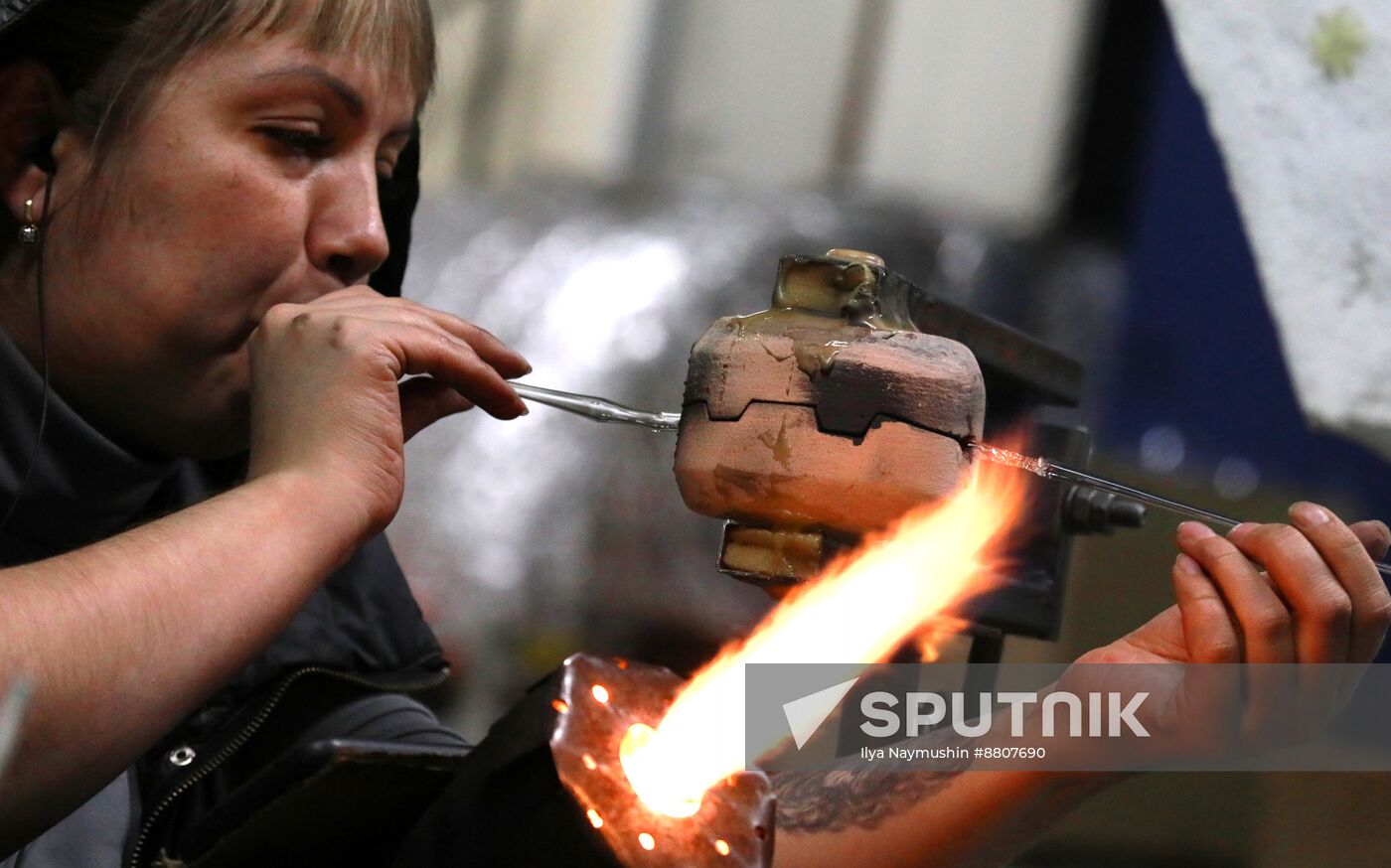 Russia New Year Season Preparations