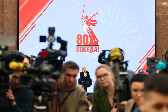 Russian Culture Minister Olga Lyubimova attends a presentation of the emblem of the 80th anniversary of the victory over Nazi Germany in World War II at the Victory Museum on Poklonnaya Gora in Moscow, Russia. Location: Russia, Moscow. Author: Grigory Sysoev/Sputnik. Russia WWII Victory Anniversary Emblem Presentation