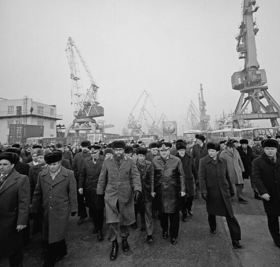 Fidel Castro visits USSR to attend 26th Congress of the USSR Communist Party