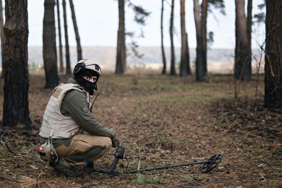 Russia Ukraine Kursk Attack Demining