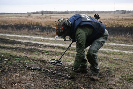 Russia Ukraine Kursk Attack Demining
