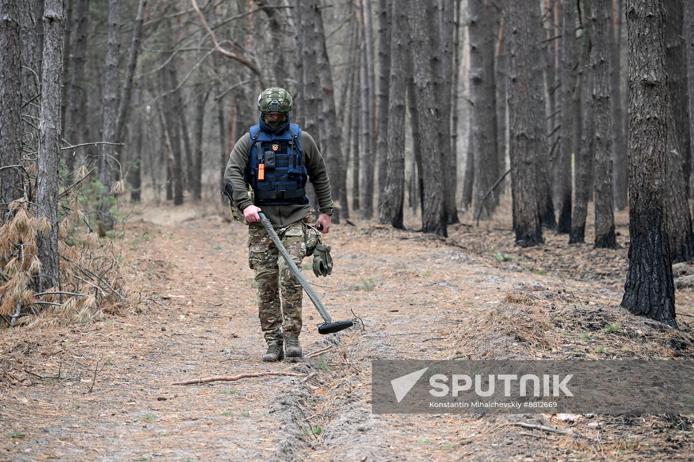 Russia Ukraine Kursk Attack Demining