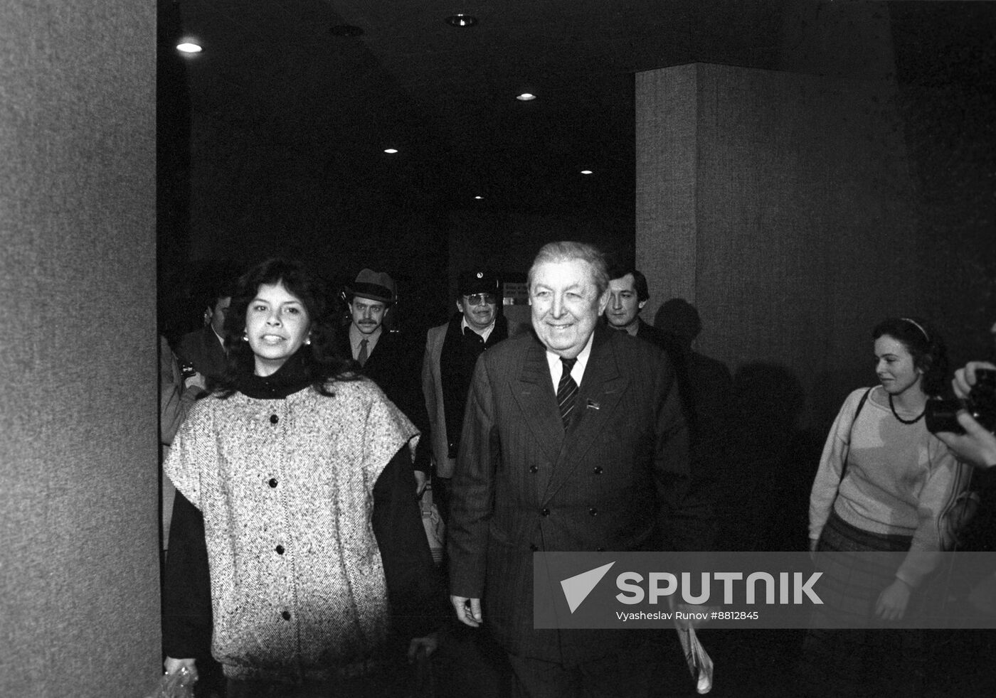 A delegation of Leonard Peltier defense committee visits USSR