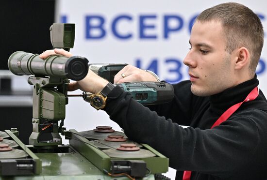 Preparing for the 4th Congress of Young Scientists 2024. Location: Russia, Federal territory 'Sirius'. Author: Sergey Bobylev. Preparing for 4th Congress of Young Scientists 2024