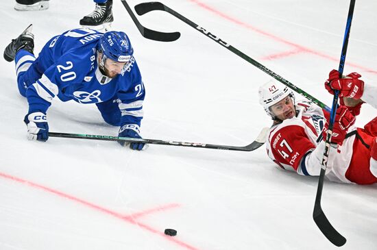 Russia Ice Hockey Kontinental League Dynamo - Lokomotiv