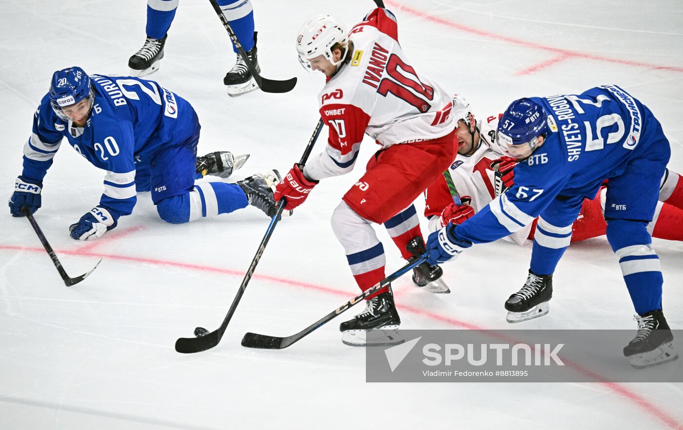 Russia Ice Hockey Kontinental League Dynamo - Lokomotiv