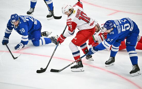Russia Ice Hockey Kontinental League Dynamo - Lokomotiv