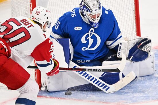 Russia Ice Hockey Kontinental League Dynamo - Lokomotiv