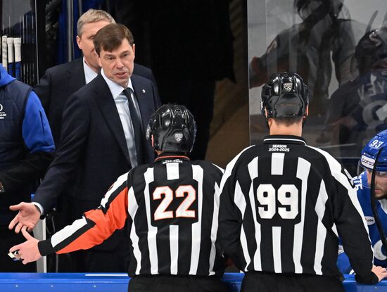 Russia Ice Hockey Kontinental League Dynamo - Lokomotiv